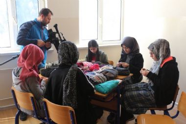 Minik Kalpler Üşümesin