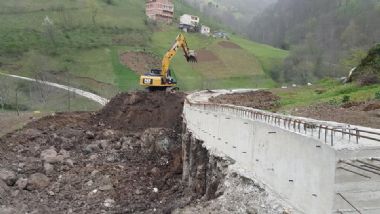 Tonya - İskenderli Yolu Hızla Devam Ediyor