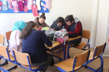 Minik Kalpler Üşümesin