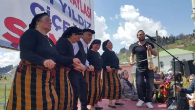 Kadıralak Yaylası Mavi Yıldız Çiçeği Şenliği Düzenlendi 