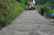 Her Mahallemize Beton Yol 