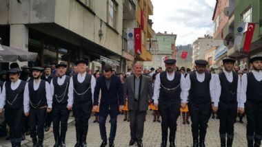 KURTULUŞ GÜNÜ KUTLAMASI 